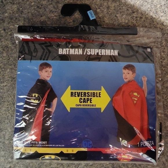 NWT DC Comics Batman Superman Reversable Hero Cape Halloween Costume Cosplay New - Picture 2 of 11